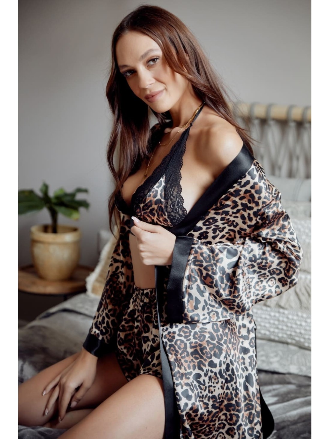 Set de dormit din trei piese cu imprimeu leopard PIZ230 - Magazin online - Boutique